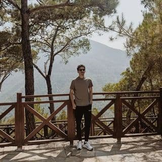 Mirac profil resmi