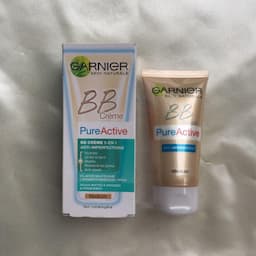 Garnier Skin Naturals BB Cream Pure Saf Temiz Açık Ton