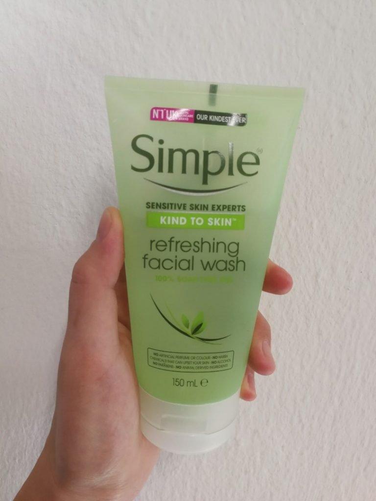 Simple Kind To Skin Yüz Temizleme Jeli