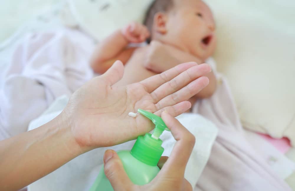 Bebek Vücut Losyonu Ne İşe Yarar?